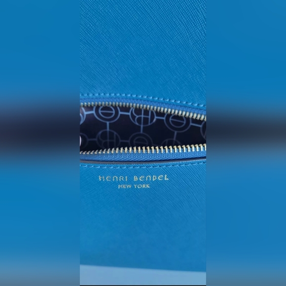 Henri Bendel New York Leather Backpack Blue Turquoise - Picture 10 of 16